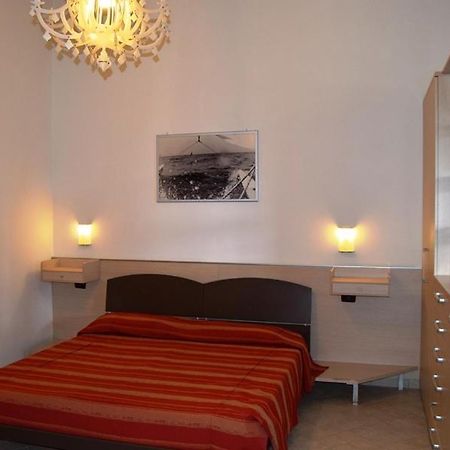 Aparthotel Oasi Del Mare Tirrenia Exterior foto